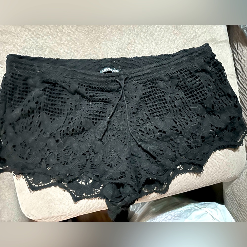 Express Lace shorts